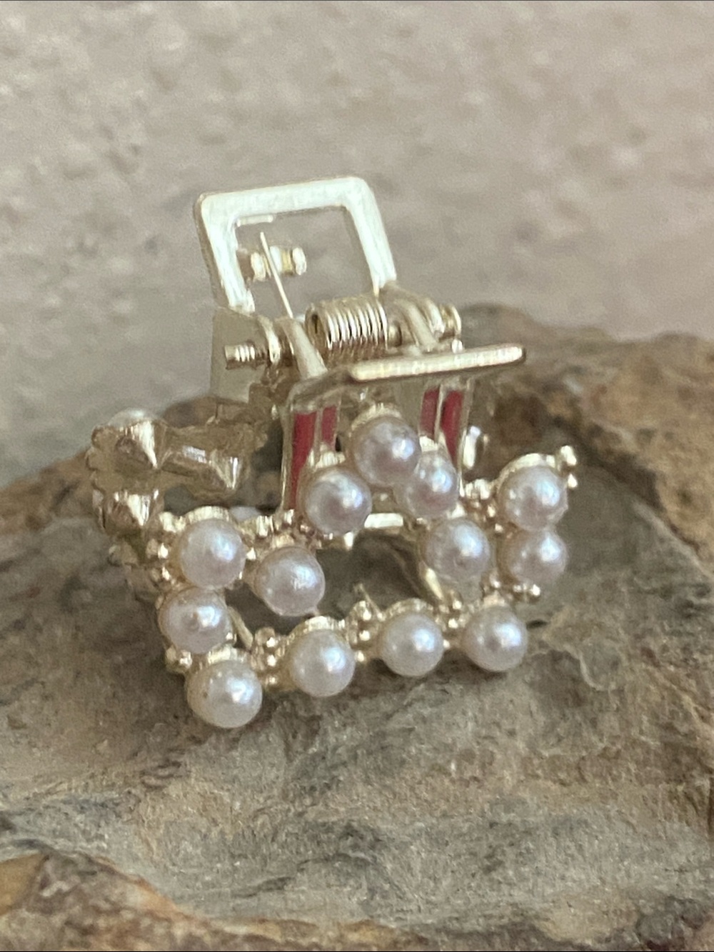 5/$10❤️❤️❤️New Faux Pearls Crown Mini Crown Silver Tone Hair Clip